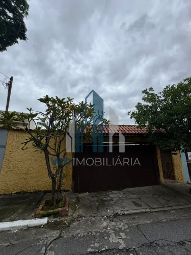 Casa à venda no bairro Vila Guilhermina - São Paulo/SP