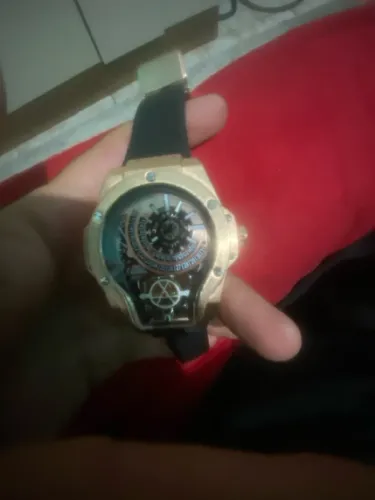 Modelo Original (Hublot MP-09 Tourbillon Bi-Axis King Gold)