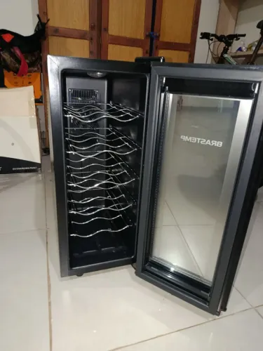Vendo frigobar 