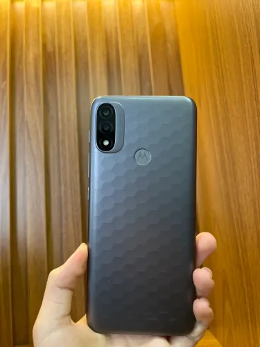 Bom Estado - MOTO E20 32GB