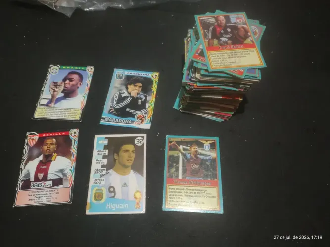 191 cards de banca Copa 2010 (também inclui alguns craques do século 20)