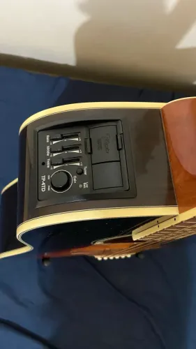 Vendo Violão Takamine Sunburst GD51