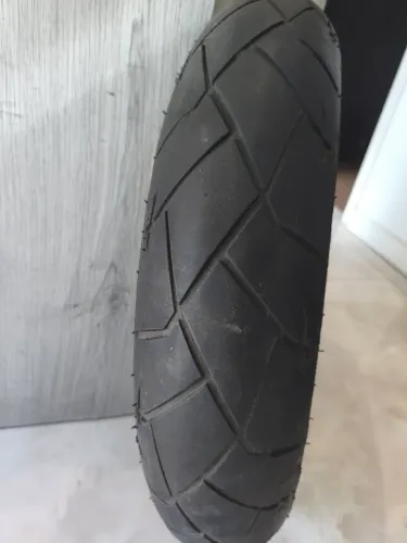 Pneu dunlop dianteiro 160x70x17 nc750x dunlop