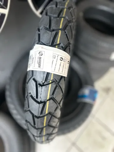 Pneu de moto 120/90r17 MAGGION