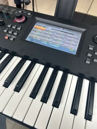 Teclado MODX7 Yamaha