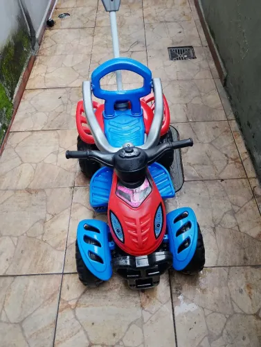 Carrinho passeio quadriciclo homem aranha