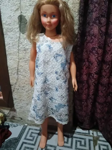 Boneca  grande muita linda