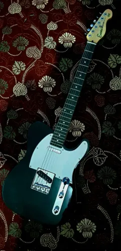 guitarra telecaster  preta blaster series E2 encore guitar tec capatores 