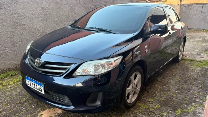 Toyota Corolla GLI 1.8 Flex 16V Aut. 2013