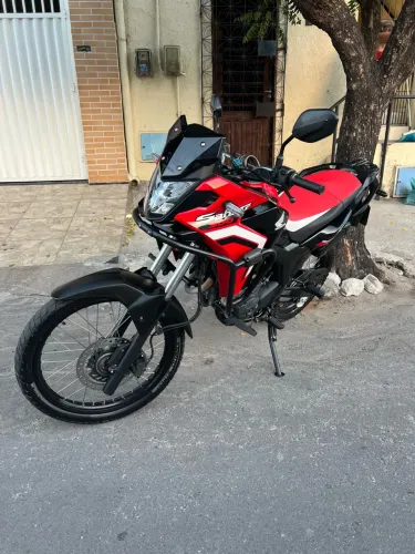 Honda Sahara 300 Rally ABS Flex 2025