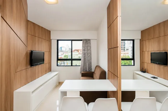 STUDIO com 1 dormitório para alugar por R$ 1.700,00 no bairro Centro - CURITIBA / PR