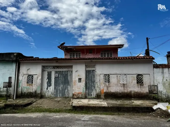 CASA COM QUINTAL, VAGA PARA DOIS CARROS NO CRISTO REDENTOR PROX DA ARTERIAL ICUI