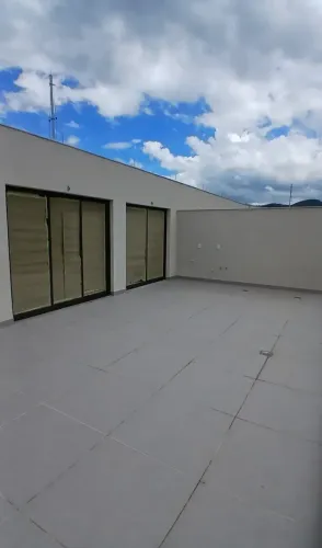 VENDA - Cobertura duplex com 3 quartos ( 2 suítes) Reserva Granja Brasil