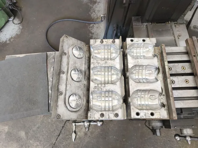 Molde de sopro Corote