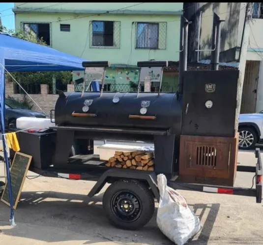 PIT SMOKER KINGS BARBECUE 
