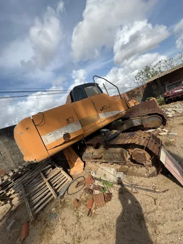 Escavadeira hidráulica Case CX220 