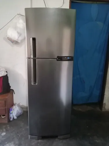 Vendo geladeira Brastemp