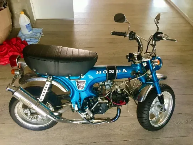 Honda St70 Unica Exclusiva Chapa Preta Acessórios Importados
