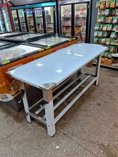 MESA DE MANIPULAÇÃO INOX 1.90X90