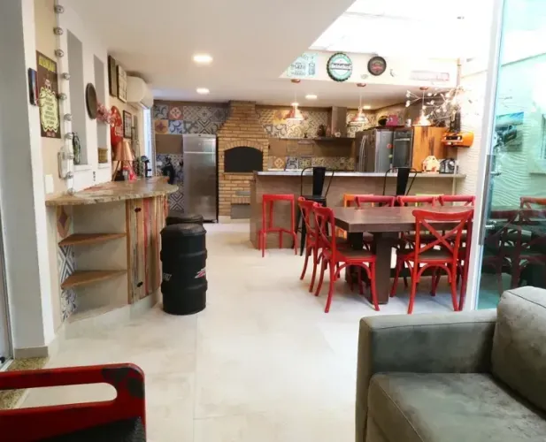 Casa em condomínio fechado em Moema com 380 m², 4 suítes e 4 vagas