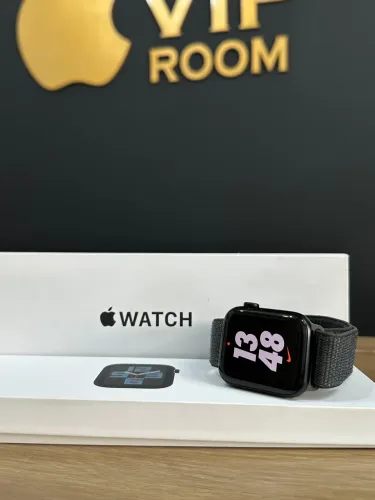 Apple Watch SE 2 44 mm