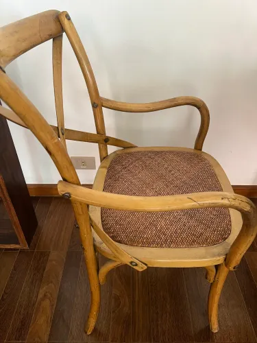 Cadeira Katrina Cross , Paris ou Wien em madeira maciça com Rattan