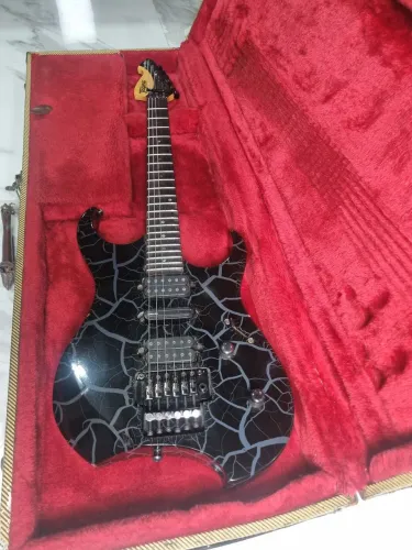 Guitarra Tagima Arrow Gotoh