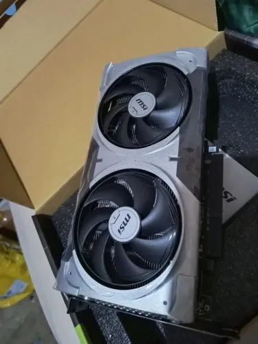 PLACA DE VÍDEO RTX 5060 VENTUS 2X