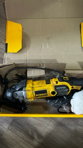 DeWalt Politriz Lixadeira 1250w - 110v