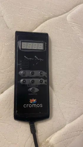 VENDO CAMA MASSAGEADORA COM VARIAS FUNÇÕES SEMI NOVA FUNCIONA TUDO PERFEITAMENTE 