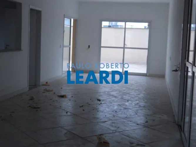 CASA EM CONDOMÍNIO - PLANALTO PAULISTA - SP