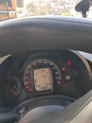 Fiat Uno Attractive 1.0 EVO Fire Flex 8V 5P 2019