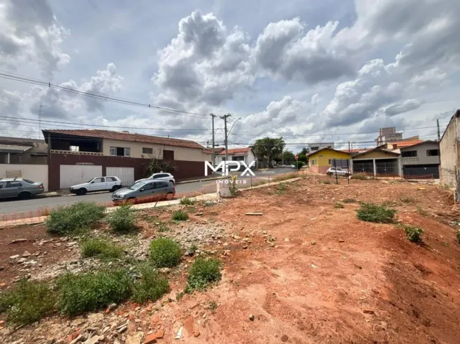 Terreno à venda em Piracicaba, Vila Independência, com 349.8 m²