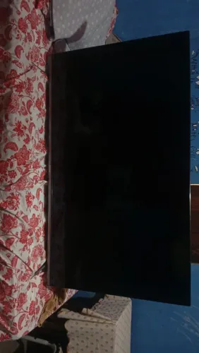 Televisão semp para conserto ou retirada de peças.