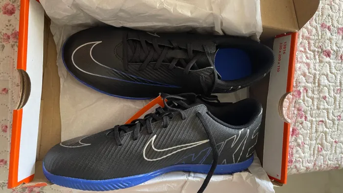 Chuteira Nike Mercurial Futsal tam 42