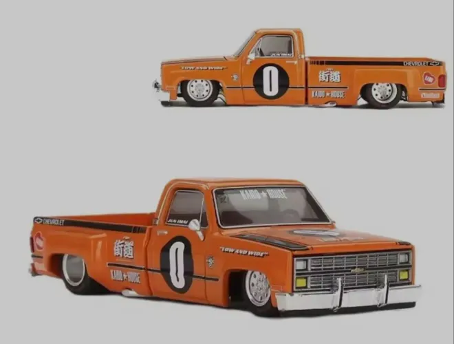 Mini GT Kaido House Silverado >90