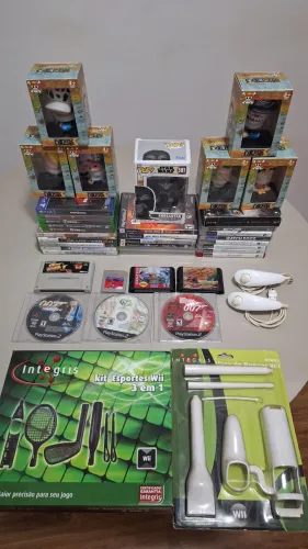 Lote De Jogos e Colecionáveis