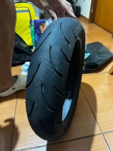 Pneu Original de fábrica Nmax 2025