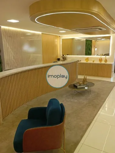 Excelente andar corporativo com 460 m² de área útil, totalmente mobiliado