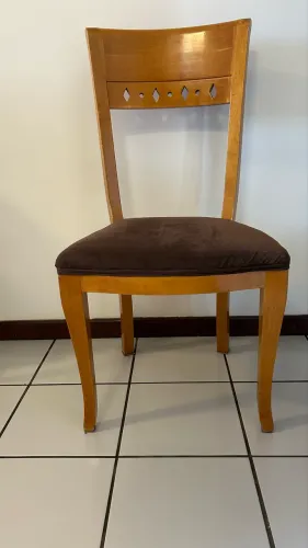 Cadeira de Jantar