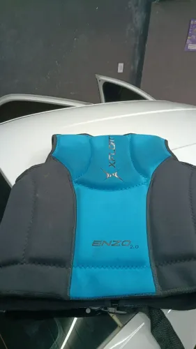 Colete para jet ski