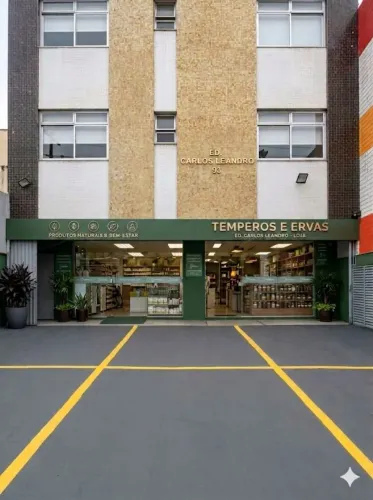 Ponto comercial de 130 m2 e 6 vagas de estacionamento