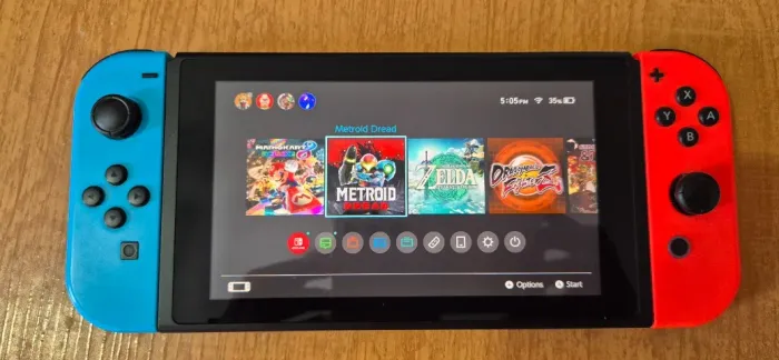 Nintendo Switch + Pro Controller