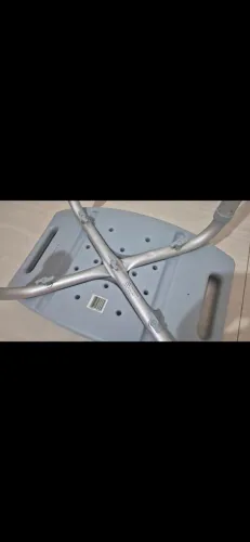 Banco Banqueta Banho - Hidrolight - Suporta até 130kg - Altura regulável (35cm -