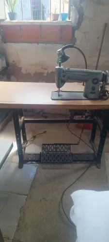 Máquina de costura