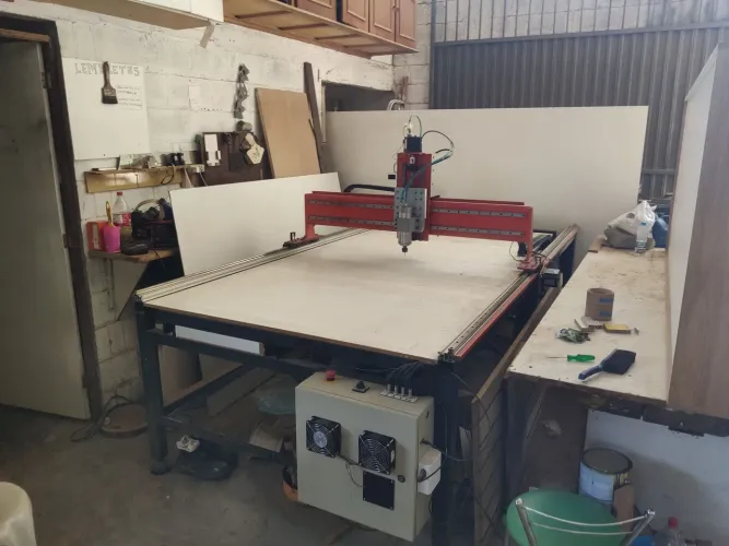 Mesa router CNC 3cv 120cm x 260cm robusta e desmontável