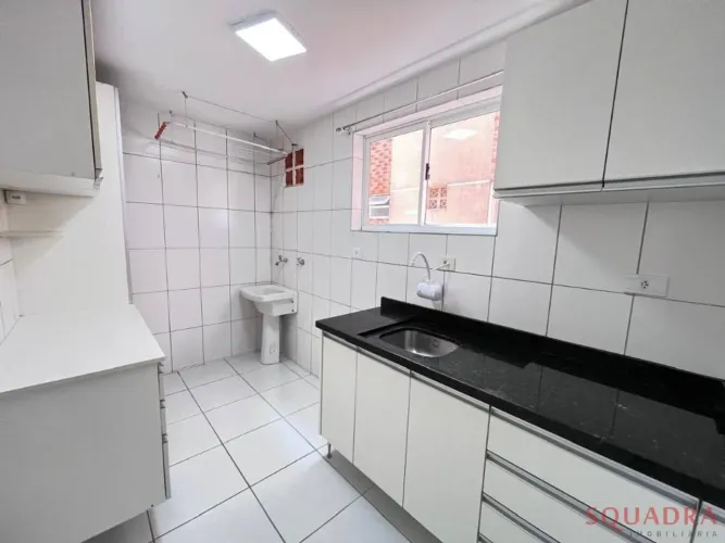 Apartamento com 2 dormitórios para alugar, 60 m² por R$ 2.630,00/mês - Portão - Curitiba/P