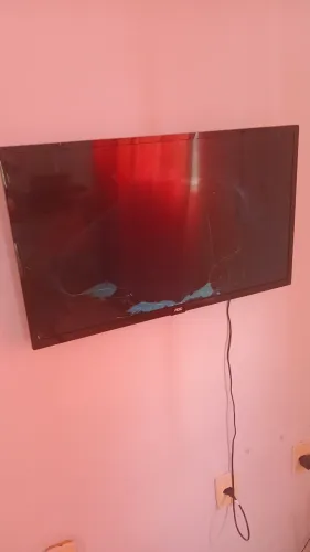 TV 32 polegadas LCD  Aoc 