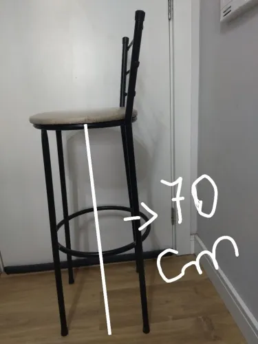 Banqueta alta apenas
