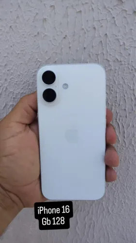 iPhone 16